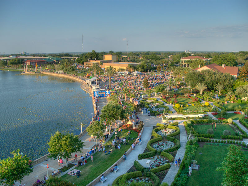 Cabinet painting services in Lakeland Florida service area for residential kitchen cabinet refinishing